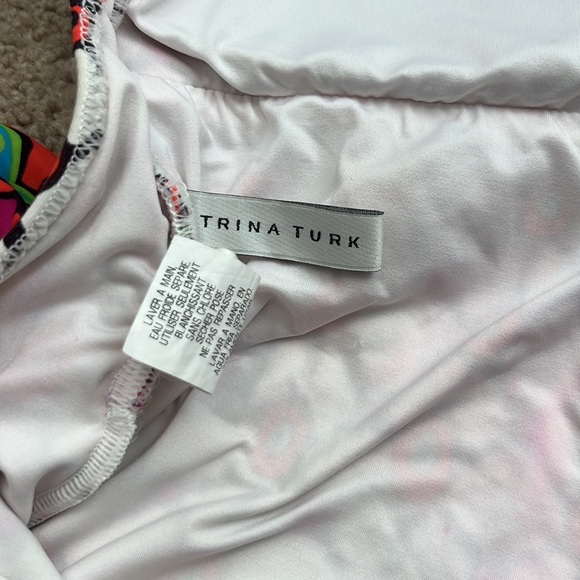 Trina Turk Venice Beach Plunging Neckline One Piece Swimsuit Size 8 - Picture 8 of 11